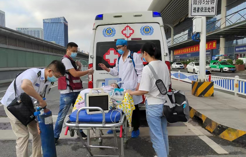 广安救护车出租公司